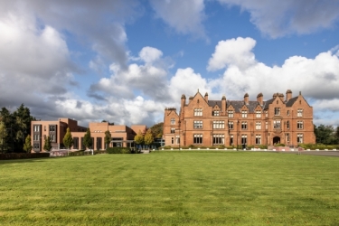 Queens University Belfast - Riddel Hall expansion